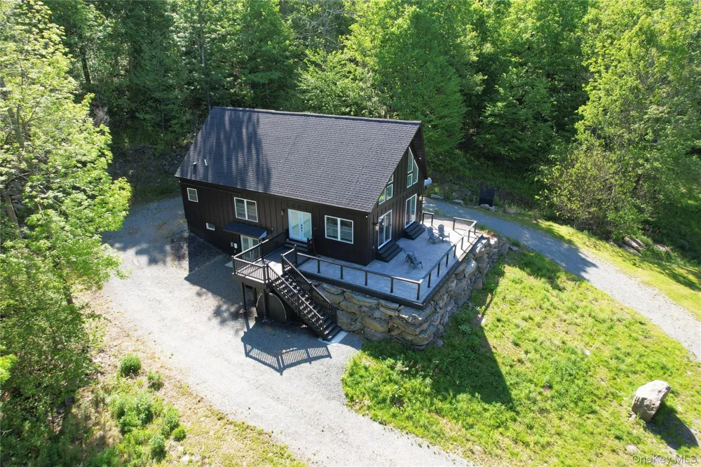 1227 Gulf Road Callicoon Center, NY 12724