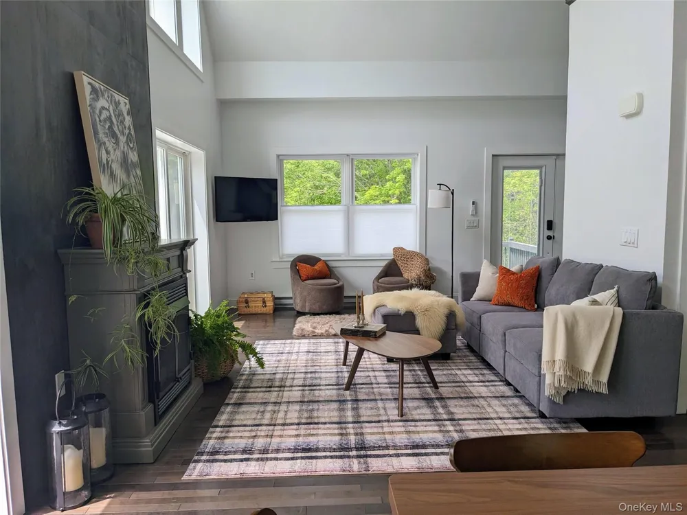 1227 Gulf Road Callicoon Center, NY 12724