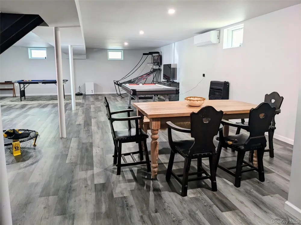 1227 Gulf Road Callicoon Center, NY 12724