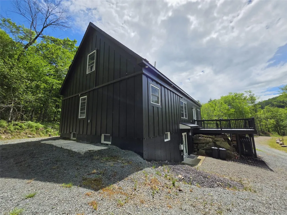1227 Gulf Road Callicoon Center, NY 12724