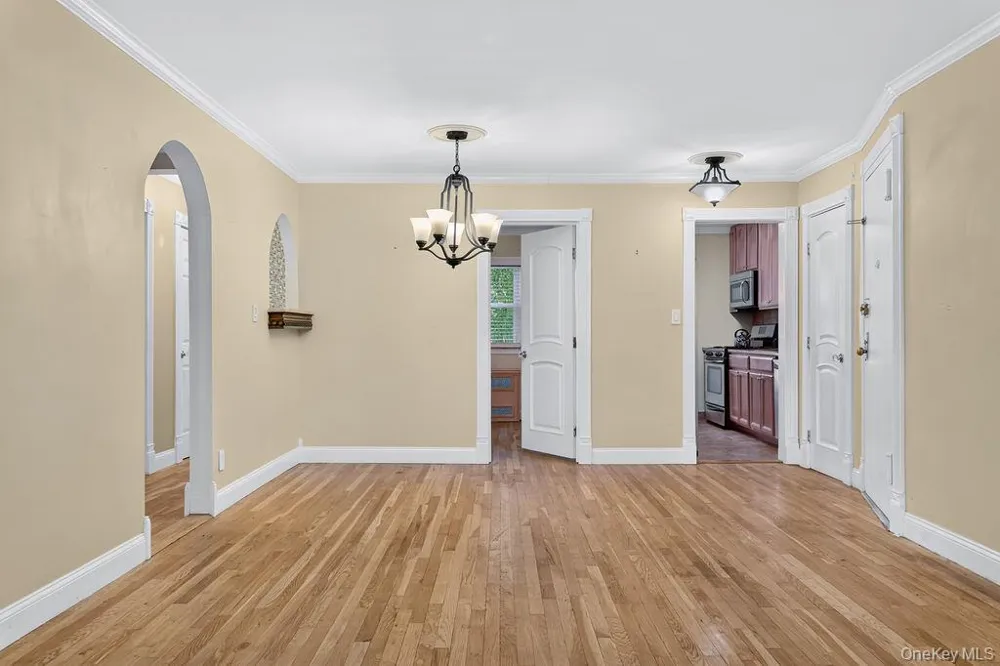 103 Wiltshire Road #D8 Scarsdale, NY 10583