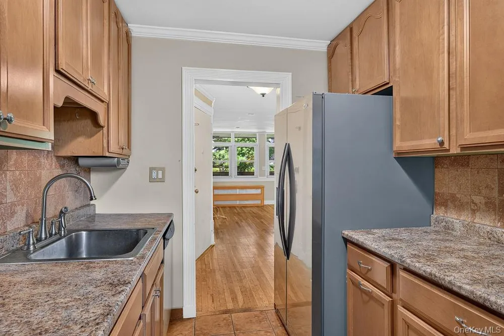 103 Wiltshire Road #D8 Scarsdale, NY 10583