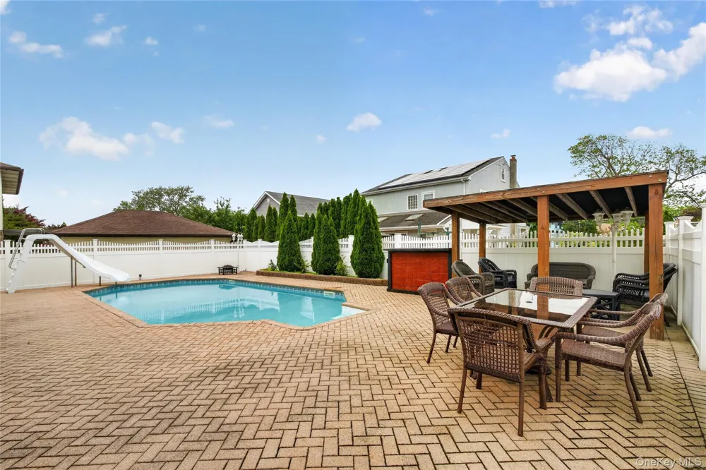 3341 Colony Drive Baldwin, NY 11510