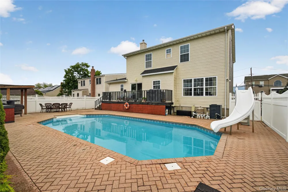 3341 Colony Drive Baldwin, NY 11510