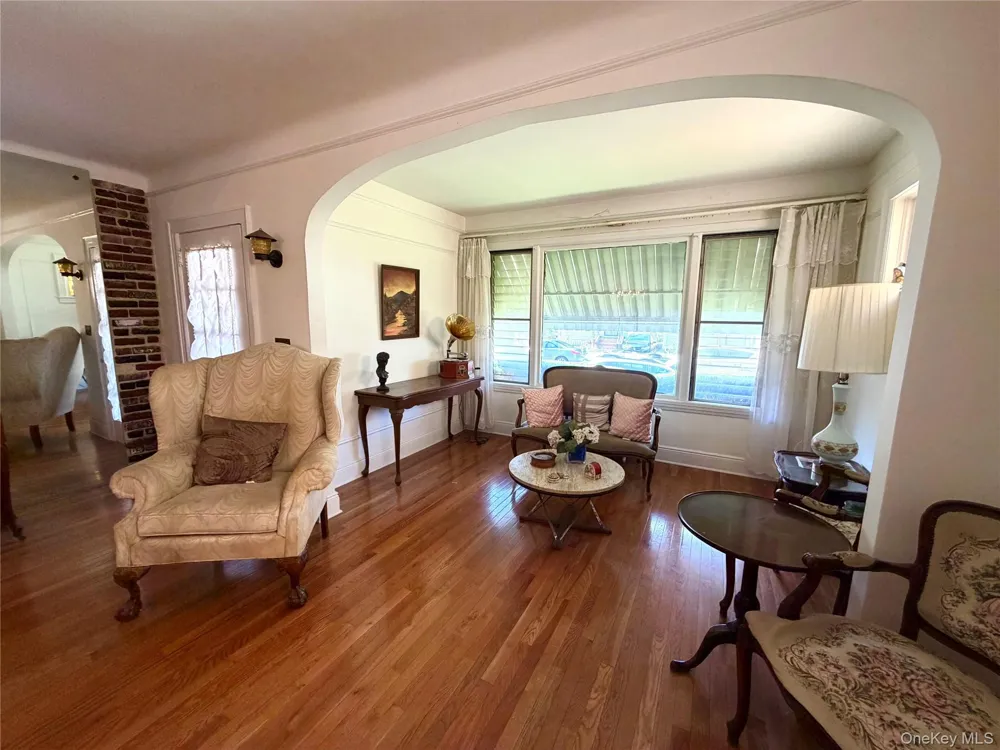 59-41 161st Street Fresh Meadows, NY 11365