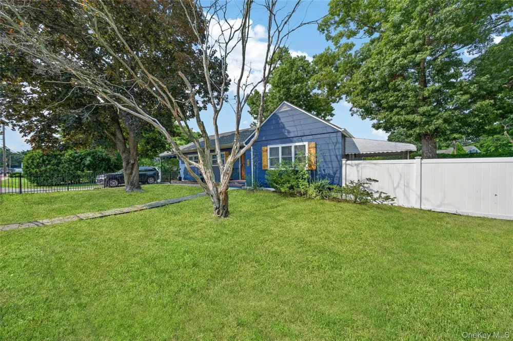 249 Bay Shore Road Bay Shore, NY 11706
