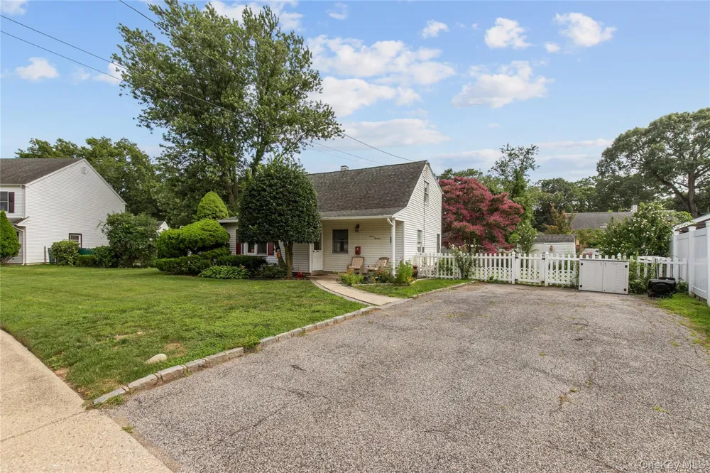 713 Wren Court West Hempstead, NY 11552