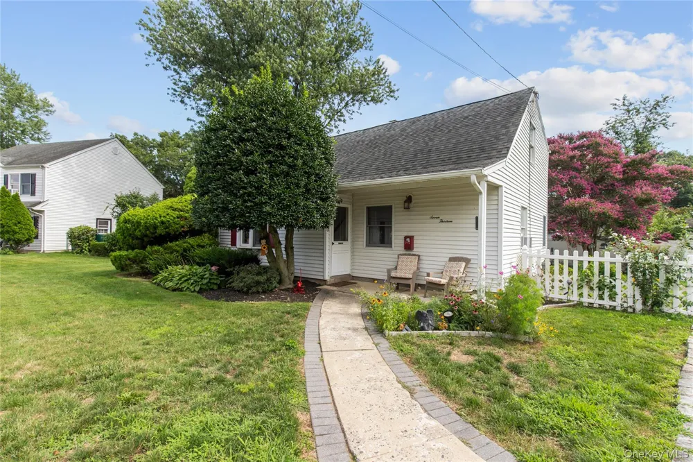 713 Wren Court West Hempstead, NY 11552