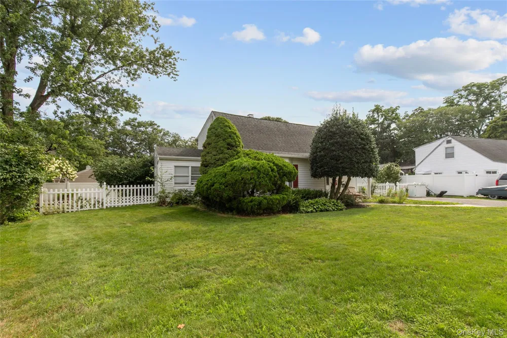 713 Wren Court West Hempstead, NY 11552