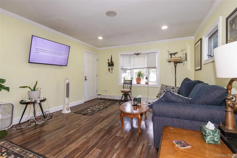 713 Wren Court West Hempstead, NY 11552