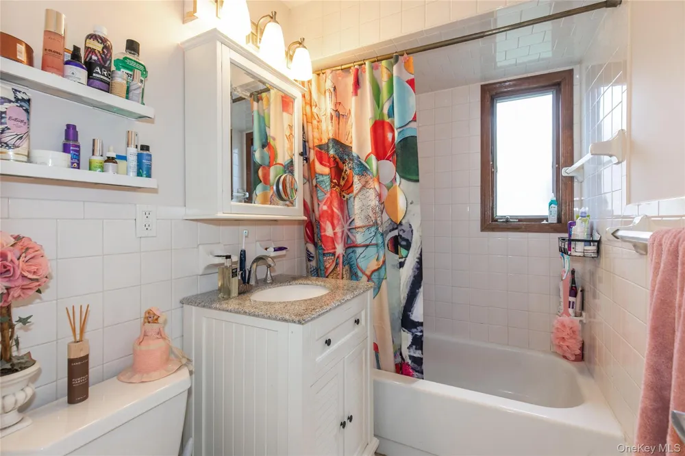 713 Wren Court West Hempstead, NY 11552