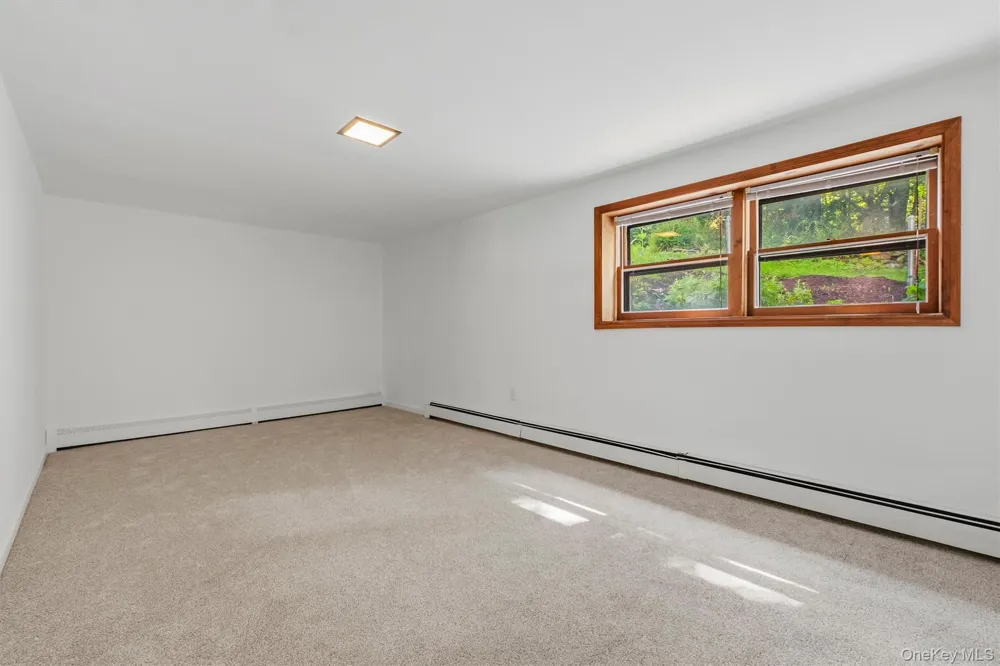 24 Bell Air Lane Wappingers Falls, NY 12590