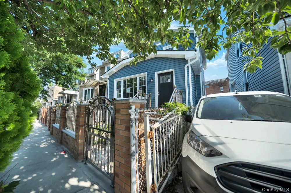 3004 La Salle Avenue Bronx, NY 10461