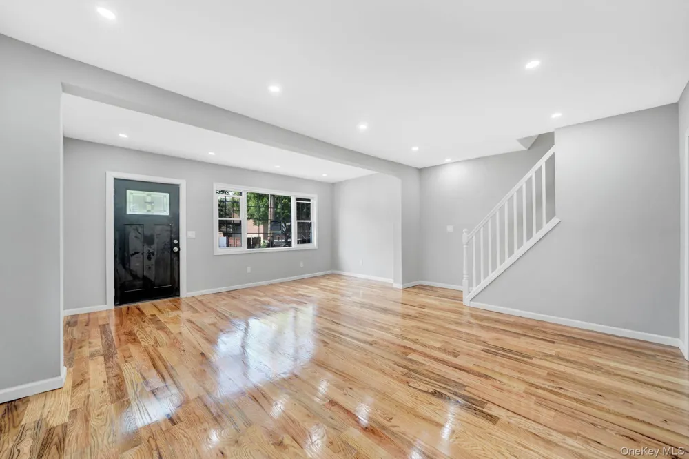 3004 La Salle Avenue Bronx, NY 10461