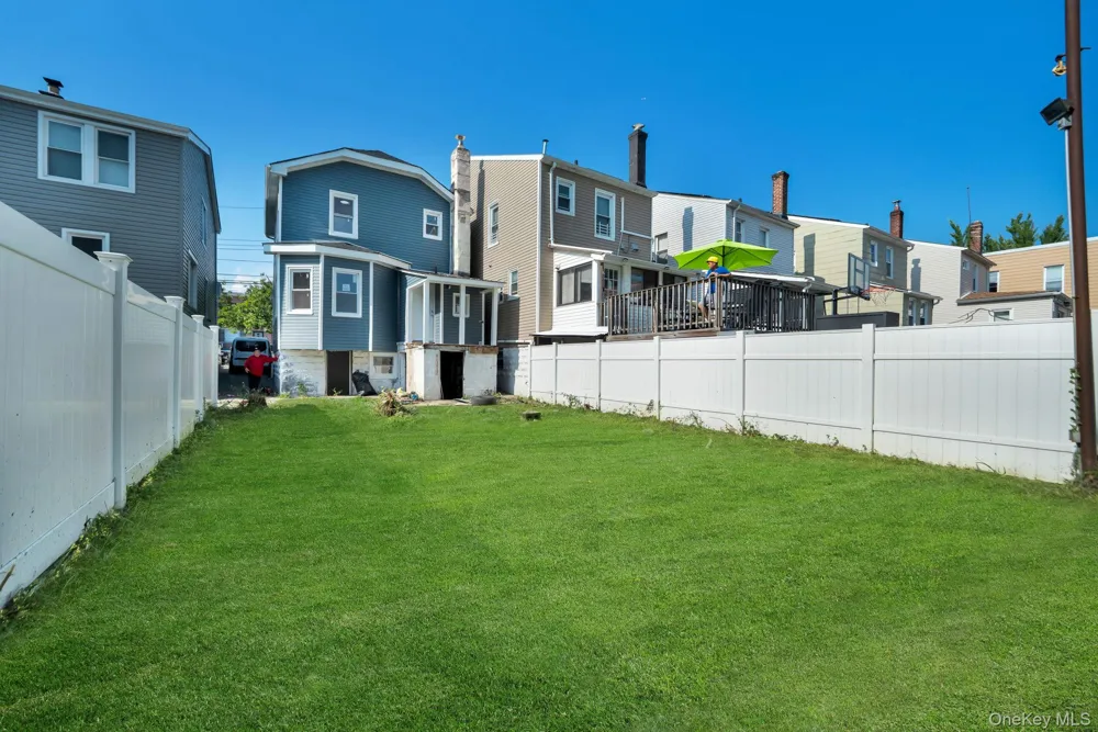 3004 La Salle Avenue Bronx, NY 10461