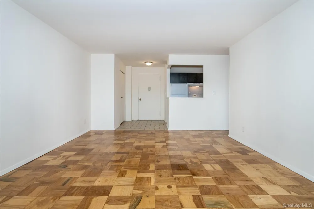 125 Lake Street #6-D North White Plains, NY 10604