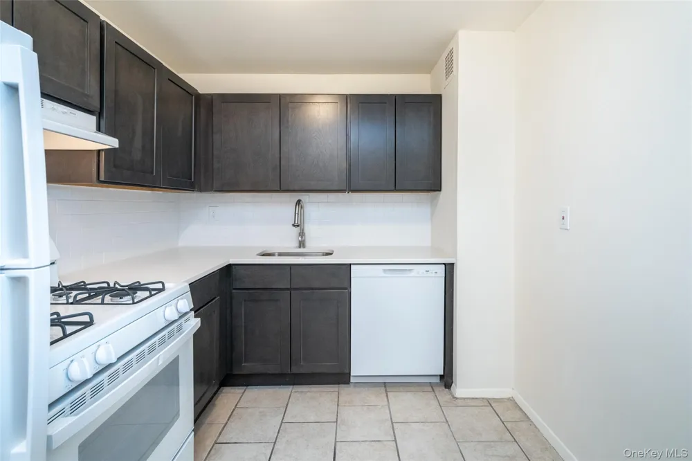 125 Lake Street #6-D North White Plains, NY 10604