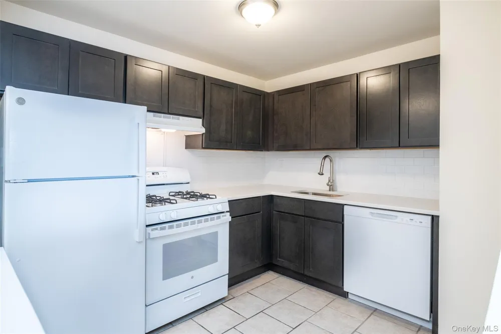 125 Lake Street #6-D North White Plains, NY 10604