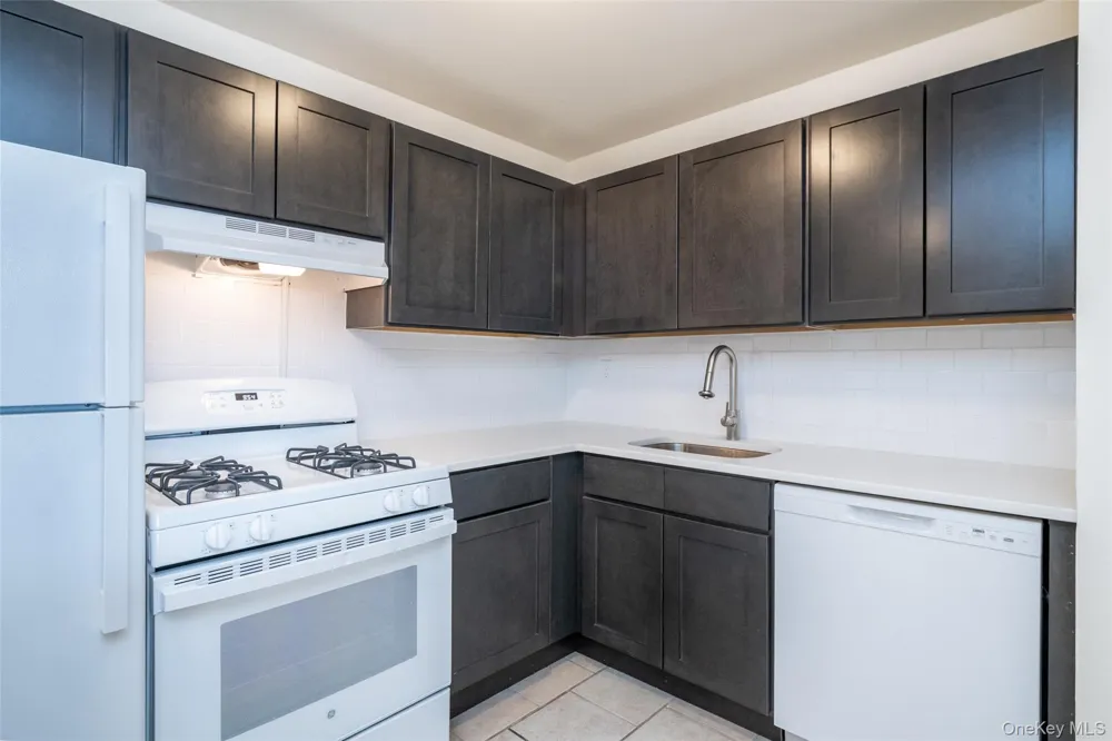 125 Lake Street #6-D North White Plains, NY 10604
