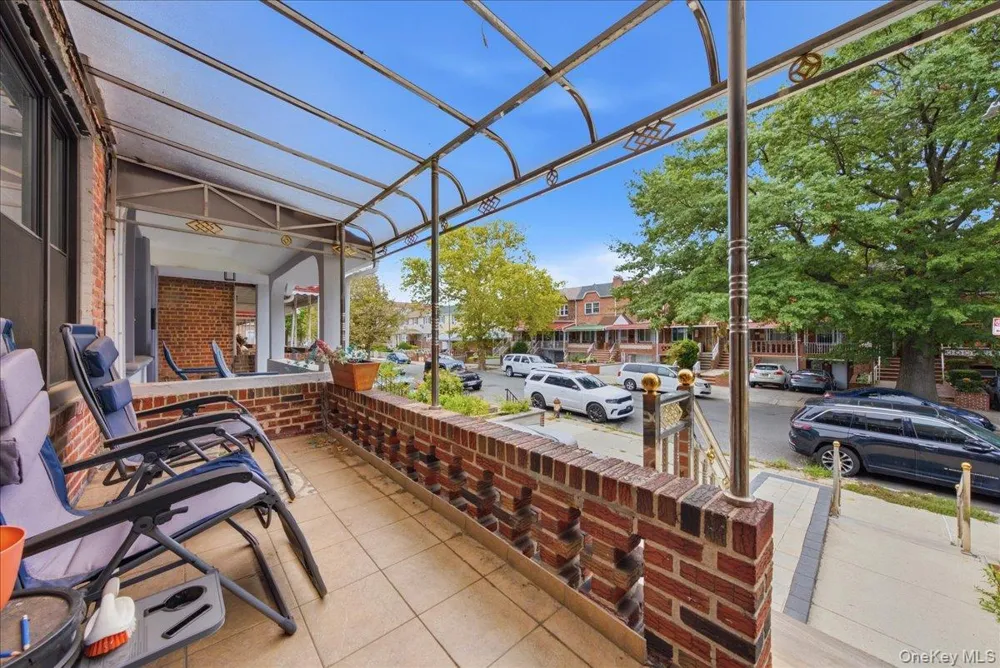 320 E 59th Street Brooklyn, NY 11203