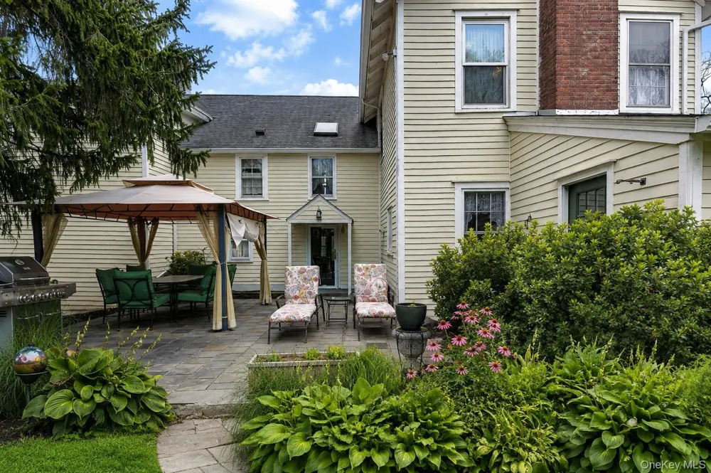 90 Quaker Avenue Cornwall, NY 12518