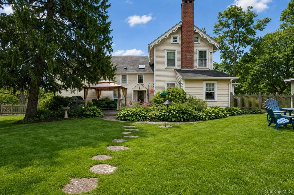 90 Quaker Avenue Cornwall, NY 12518