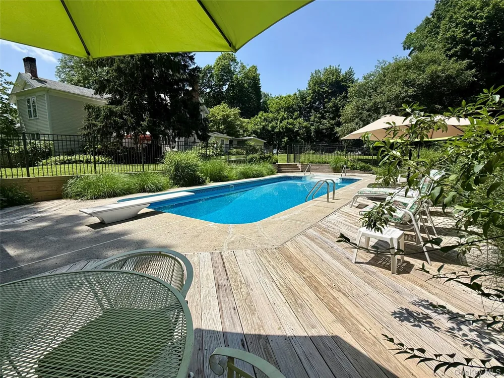 90 Quaker Avenue Cornwall, NY 12518