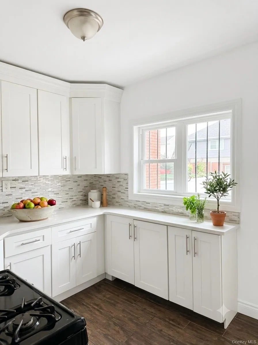 92-10 212th Place Queens Village, NY 11428