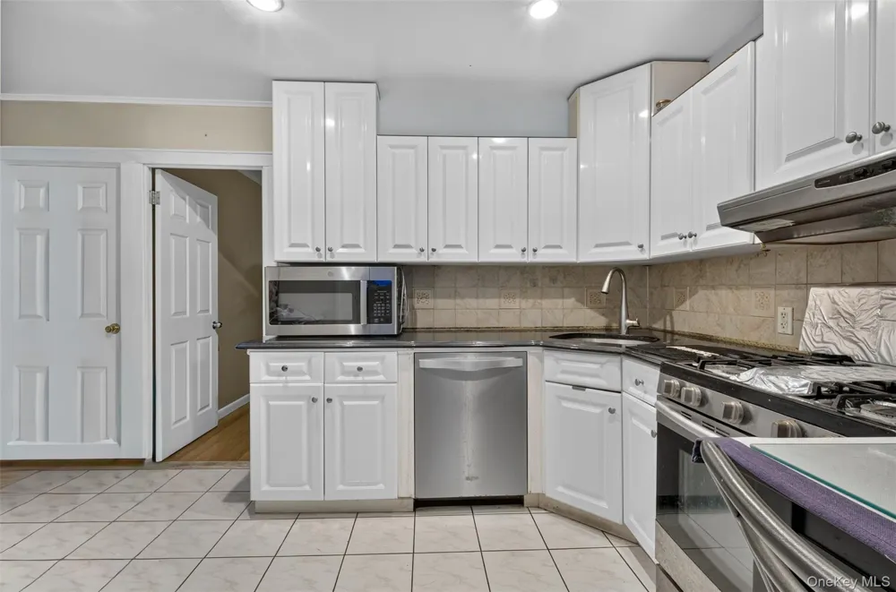 3323 200th Street Bayside, NY 11361