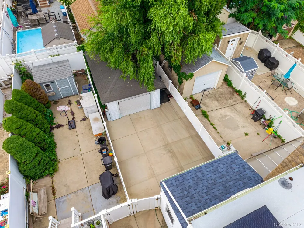 3323 200th Street Bayside, NY 11361