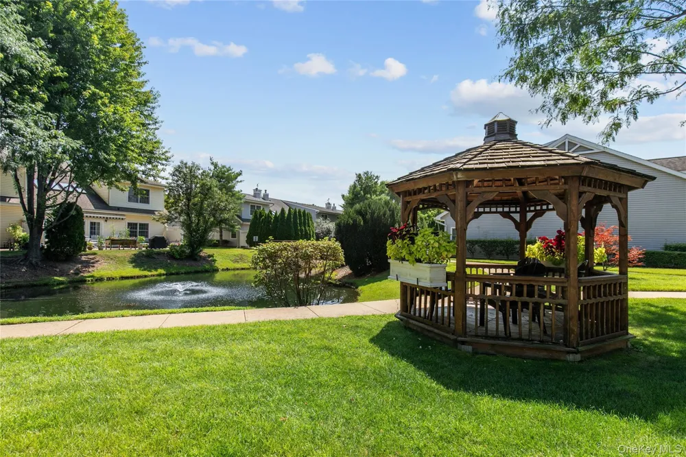 46 Miro Place #46 Port Washington, NY 11050
