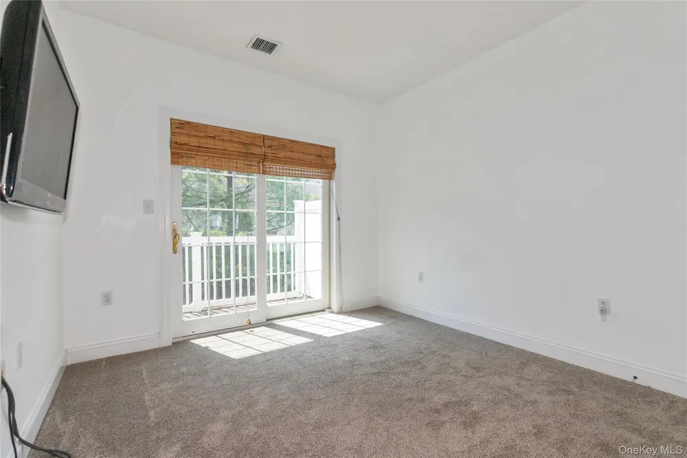 46 Miro Place #46 Port Washington, NY 11050