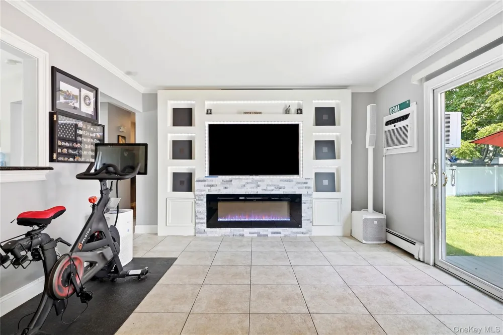 96 E 12th Street Huntington Station, NY 11746
