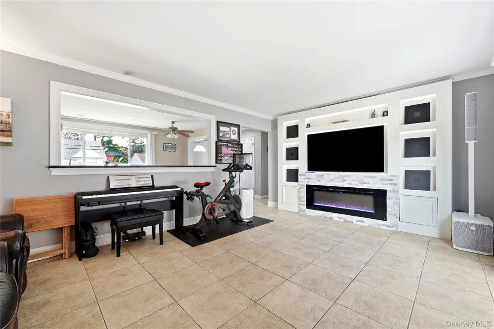 96 E 12th Street Huntington Station, NY 11746