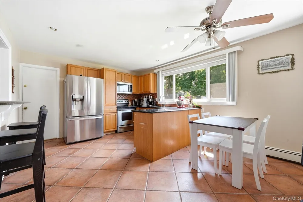 96 E 12th Street Huntington Station, NY 11746