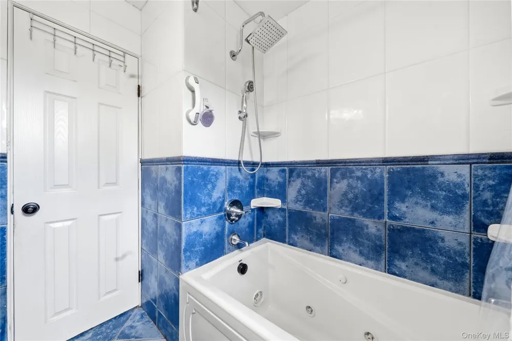 96 E 12th Street Huntington Station, NY 11746