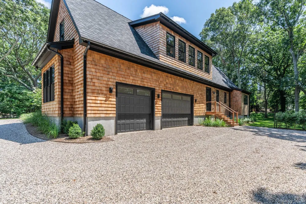 169 Ferry Road Shelter Island, NY 11964