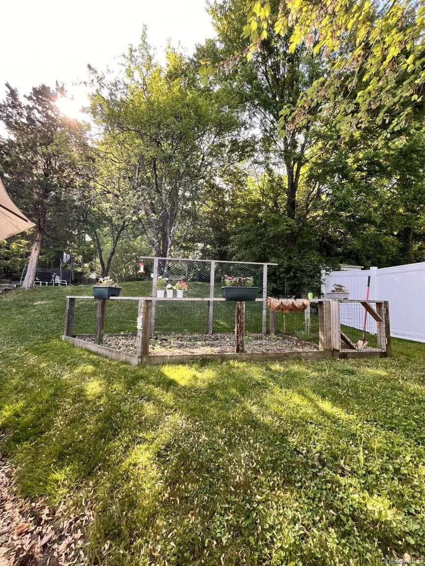 20 Neversink Drive Newburgh, NY 12550