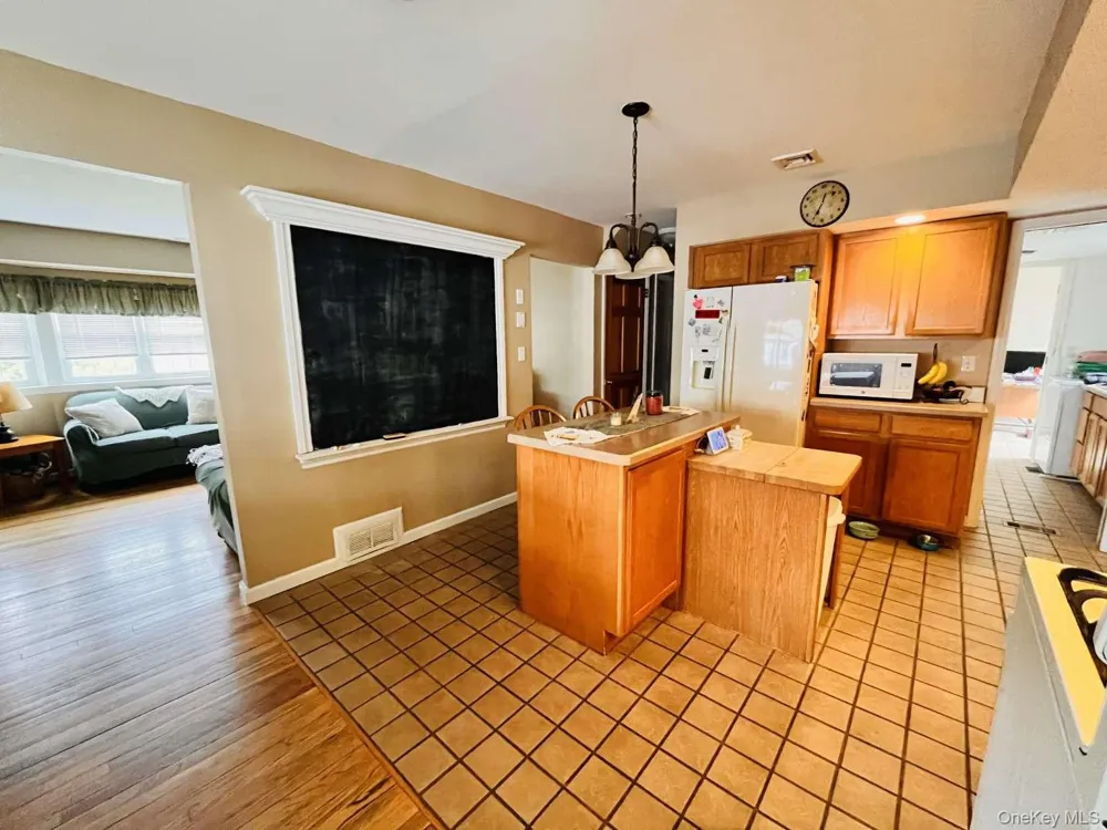 20 Neversink Drive Newburgh, NY 12550