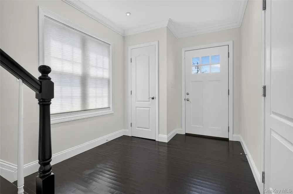 1 Koch Place Carle Place, NY 11514