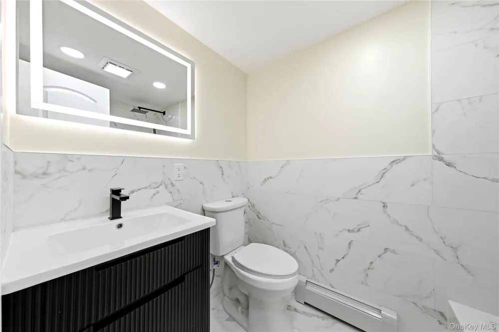 930 Park Drive Wantagh, NY 11793