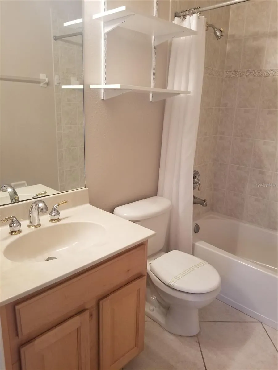 3043 POINTEVIEW DRIVE Tampa, FL 33611