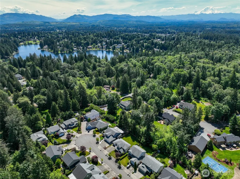 20511 SE 261st Place Covington, WA 98042