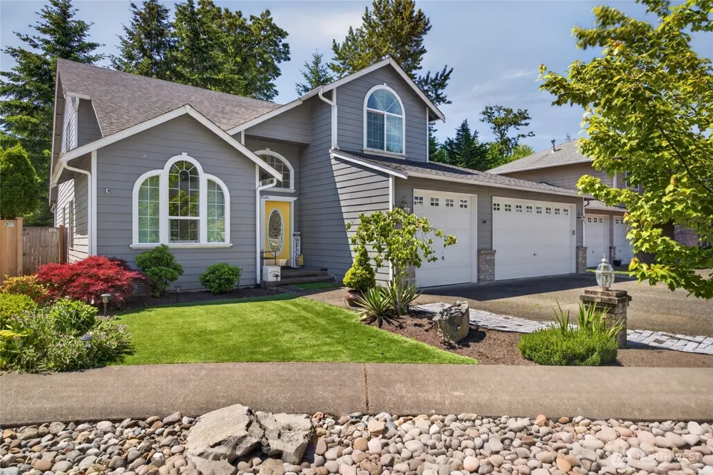 20511 SE 261st Place Covington, WA 98042