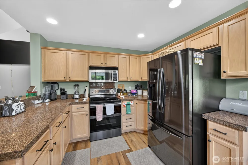 20511 SE 261st Place Covington, WA 98042
