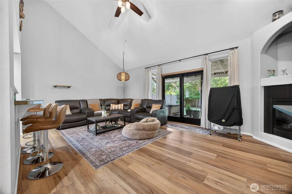 20511 SE 261st Place Covington, WA 98042