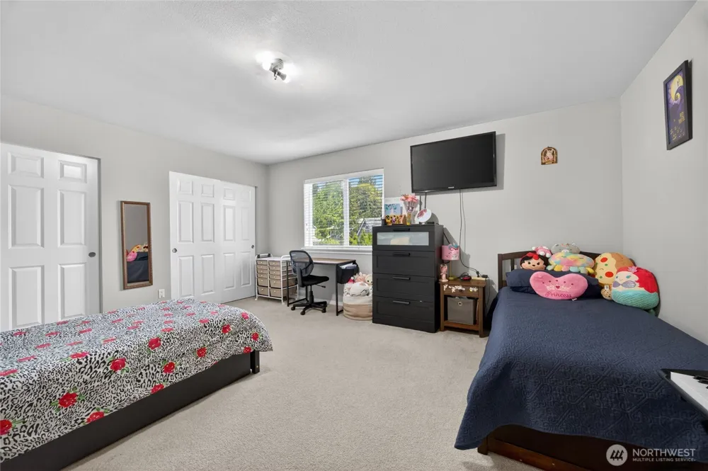 20511 SE 261st Place Covington, WA 98042