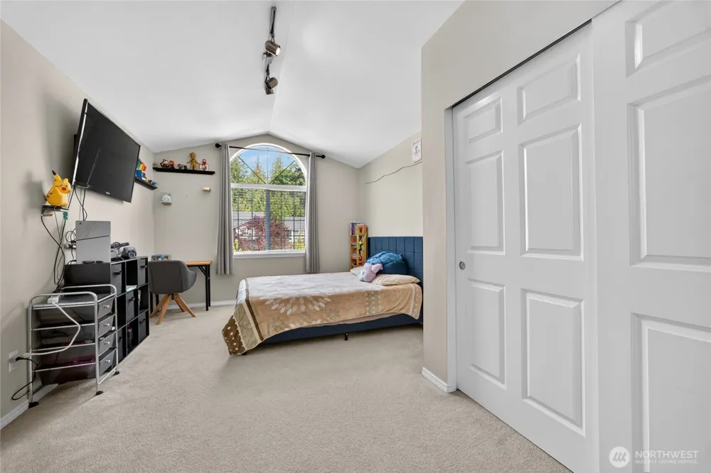 20511 SE 261st Place Covington, WA 98042