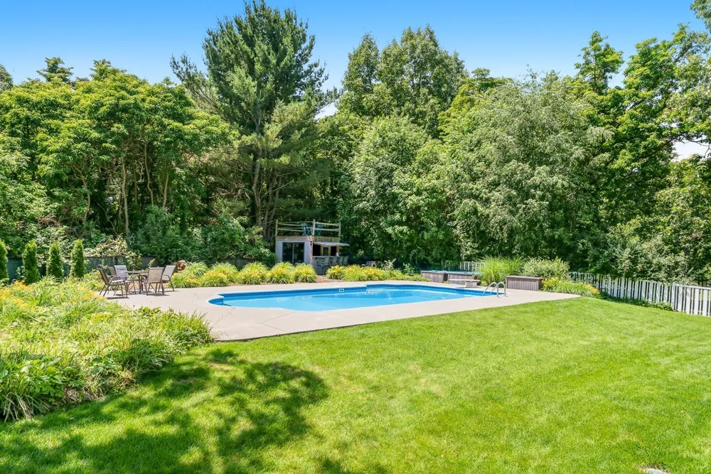 3560 Smithfield Way Oshtemo Charter Township, MI 49009