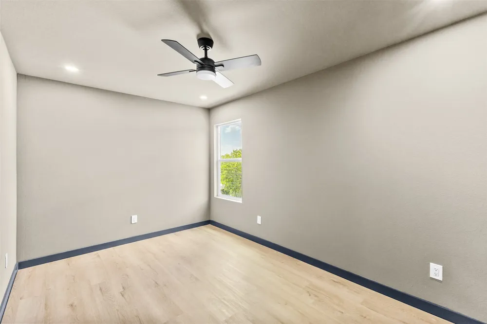 818 Lambert Street Dallas, TX 75203